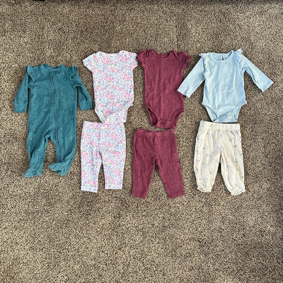 Carter's Other - Baby Girl Floral Clothing Lot Bundle 6 M Carters